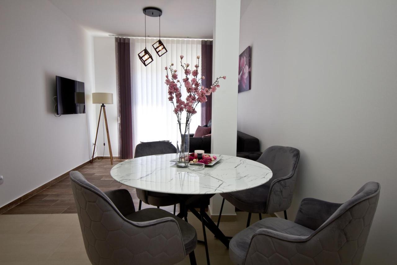 Igman Apartments Tivat Exterior foto