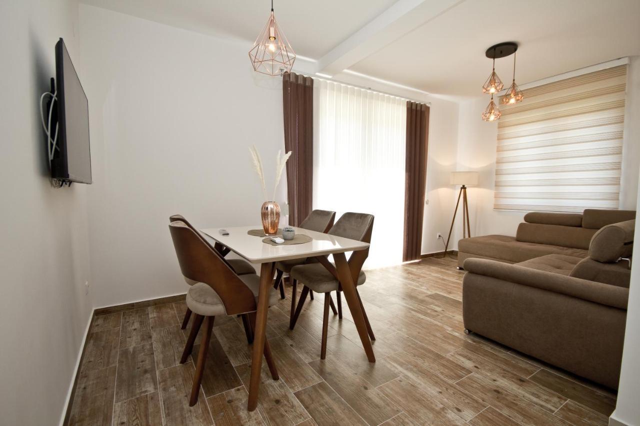 Igman Apartments Tivat Exterior foto